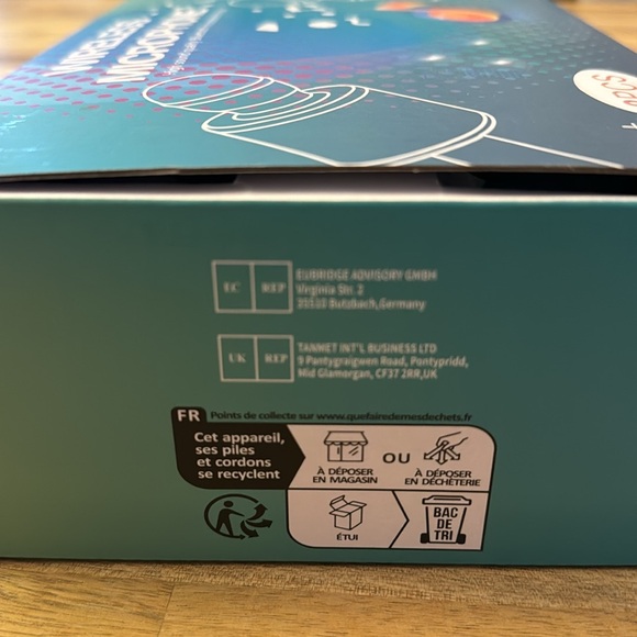 NWT! Set of 2 Wireless Bluetooth Microphones - Picture 4 of 8